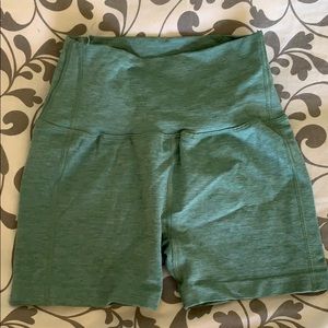 High waisted Alphalete shorts